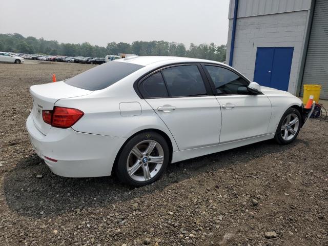 WBA3C3G59FNS74295 - 2015 BMW 320 I XDRIVE WHITE photo 3