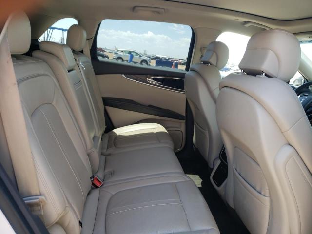 2LMPJ8LP1HBL54204 - 2017 LINCOLN MKX RESERVE أبيض صورة 11