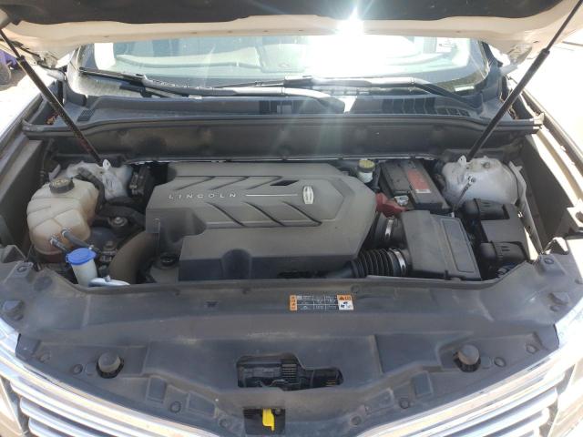 2LMPJ8LP1HBL54204 - 2017 LINCOLN MKX RESERVE أبيض صورة 12