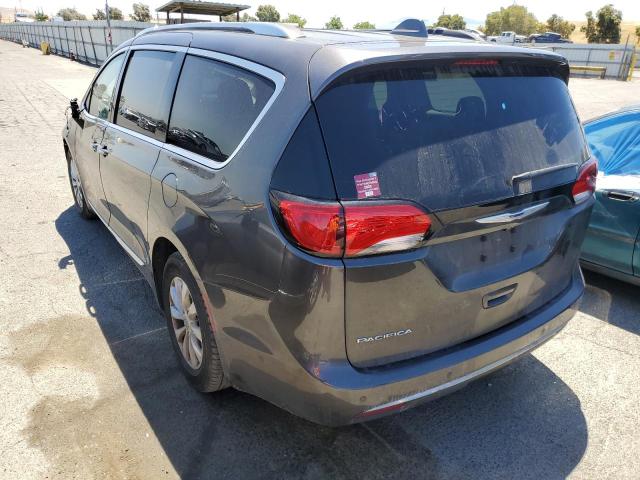 2C4RC1BG9KR657564 - 2019 CHRYSLER PACIFICA TOURING L GRAY photo 2