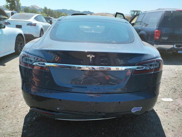 5YJSA4S24FF095846 - 2015 TESLA MODEL S 70D GRAY photo 6