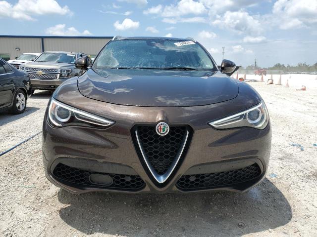 ZASFAKBN6J7B93802 - 2018 ALFA ROMEO STELVIO TI BROWN photo 5