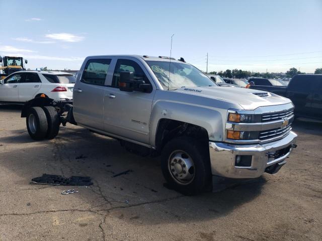 1GC4KZCY4HF242932 - 2017 CHEVROLET SILVERADO K3500 LT SILVER photo 4