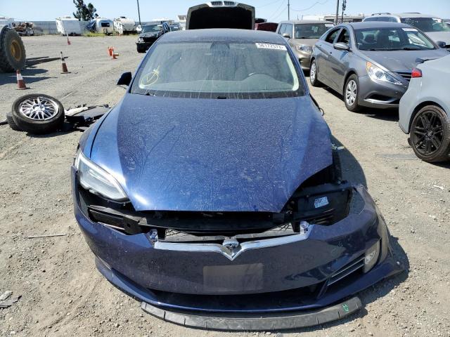 5YJSA1E27JF270660 - 2018 TESLA MODEL S Синій фото 5