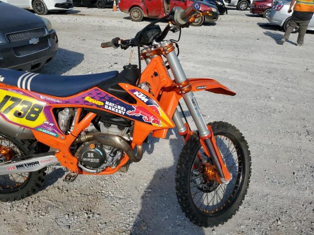 VBKSK430MM151633 - 2021 KTM 250 SX-F ORANGE photo 5