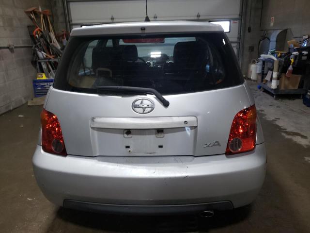 JTKKT604950096751 - 2005 TOYOTA SCION XA SILVER photo 6