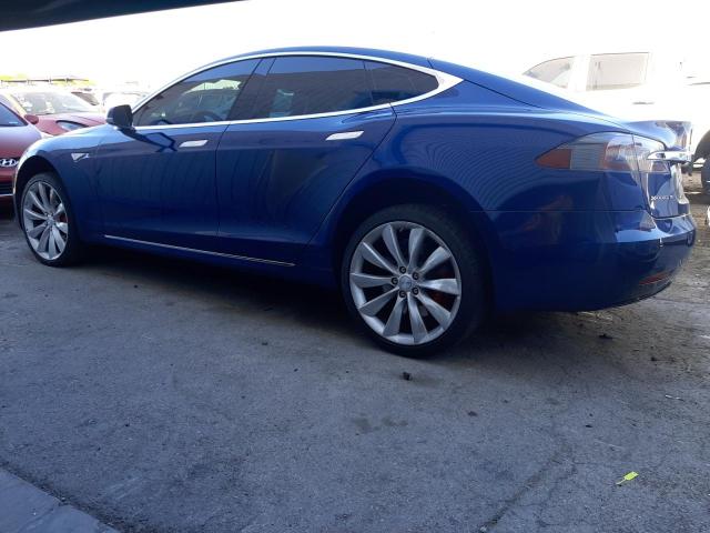 5YJSA1E41GF147057 - 2016 TESLA MODEL S ლურჯი ფოტო 2