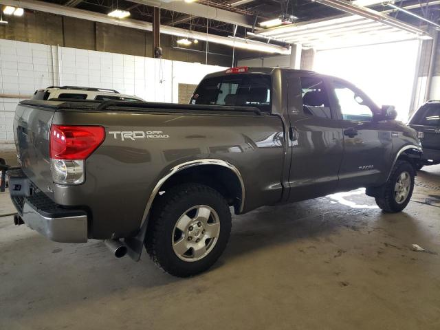 5TFBV54108X082616 - 2008 TOYOTA TUNDRA DOUBLE CAB GRAY photo 3