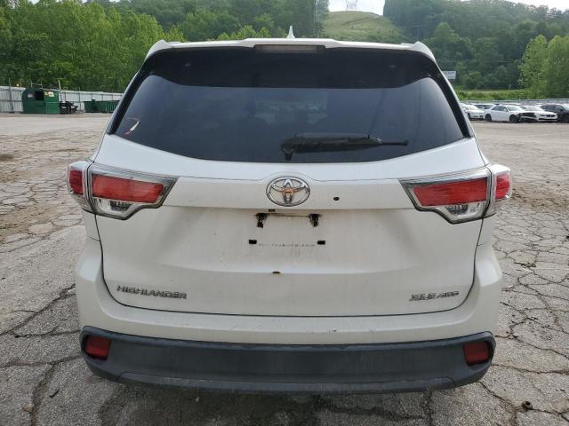 5TDJKRFH7FS204428 - 2015 TOYOTA HIGHLANDER XLE WHITE photo 6