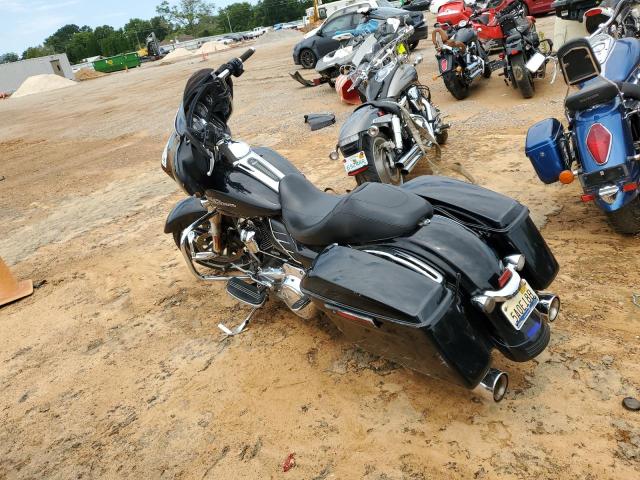 1HD1KBC10JB645279 - 2018 HARLEY-DAVIDSON FLHX STREET GLIDE BLACK photo 3