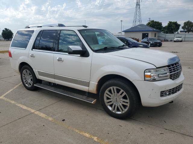 5LMJJ2H52AEJ09134 - 2010 LINCOLN NAVIGATOR 白色 照片 4