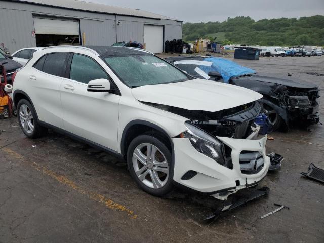 WDCTG4GB2HJ291642 - 2017 MERCEDES-BENZ GLA 250 4MATIC WHITE photo 4