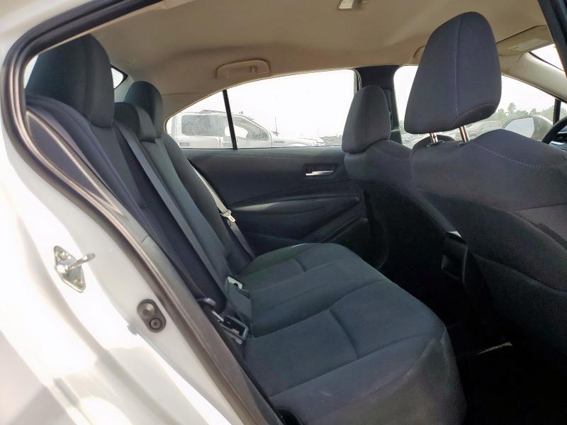 5YFEPMAE8MP243859 - 2021 TOYOTA COROLLA LE WHITE photo 10