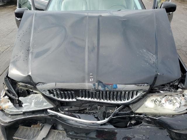 1LNHM81W94Y614413 - 2004 LINCOLN TOWN CAR EXECUTIVE Schwarz Foto 11