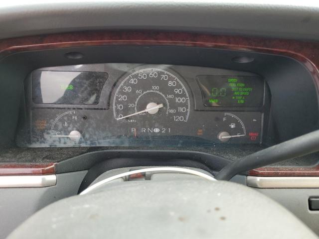 1LNHM81W94Y614413 - 2004 LINCOLN TOWN CAR EXECUTIVE Schwarz Foto 9