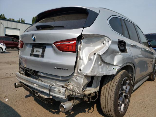 WBXJG9C01M5T08824 - 2021 BMW X1 XDRIVE28I SILVER photo 9