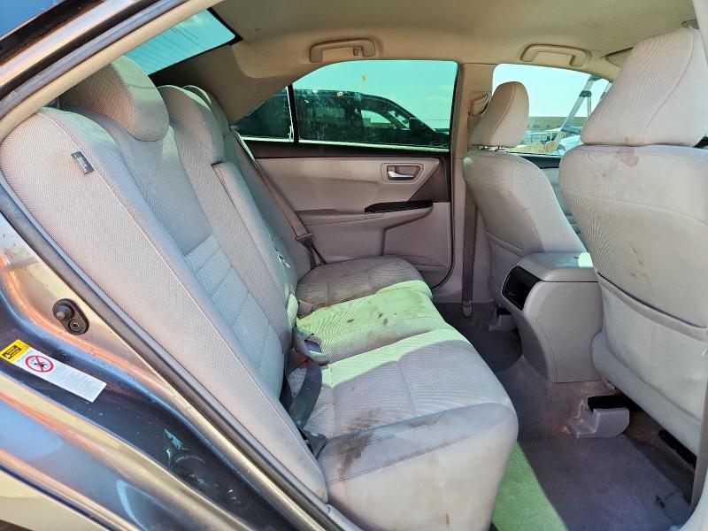 4T1BF1FKXHU421858 - 2017 TOYOTA CAMRY LE GRAY photo 10