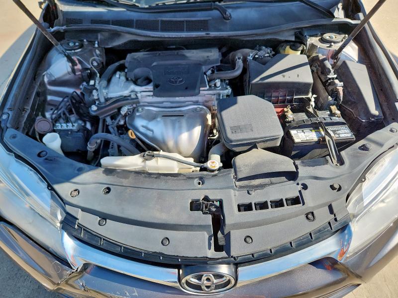 4T1BF1FKXHU421858 - 2017 TOYOTA CAMRY LE GRAY photo 11