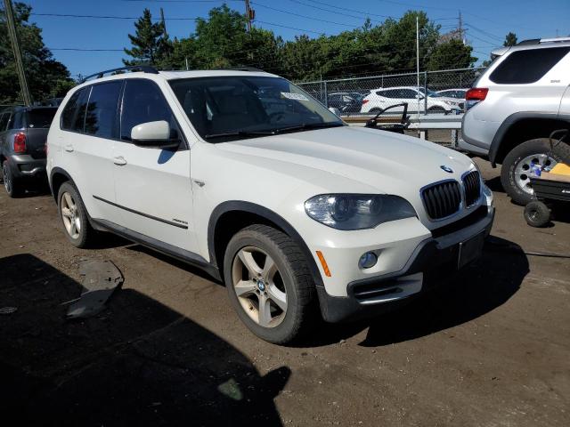 5UXFE4C5XAL384569 - 2010 BMW X5 XDRIVE30I WHITE photo 4