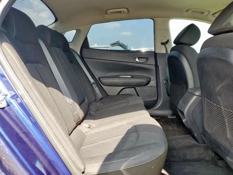 5XXGT4L33KG373585 - 2019 KIA OPTIMA LX Niebieski zdjęcie 10