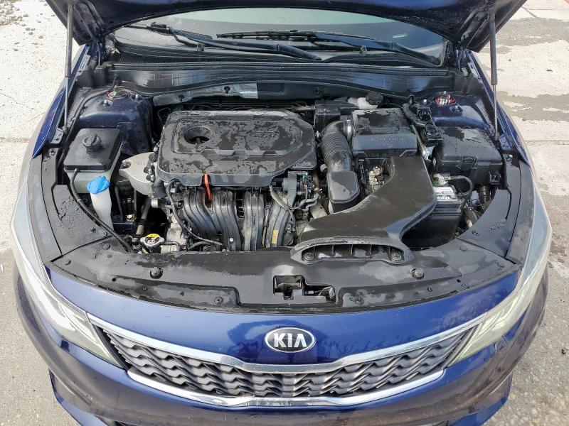 5XXGT4L33KG373585 - 2019 KIA OPTIMA LX Niebieski zdjęcie 11