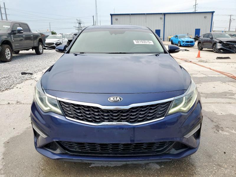 5XXGT4L33KG373585 - 2019 KIA OPTIMA LX Niebieski zdjęcie 5