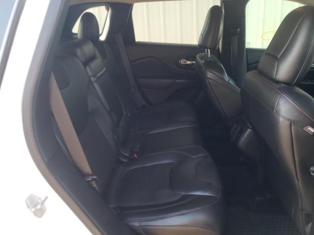 1C4PJMBS3FW736048 - 2015 JEEP CHEROKEE TRAILHAWK WHITE photo 6
