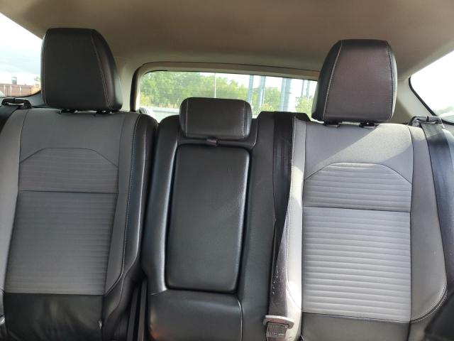 1FMCU9GD0KUA70071 - 2019 FORD ESCAPE SE შავი ფოტო 10