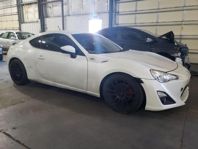 JF1ZNAA13D2723105 - 2013 TOYOTA SCION FR-S WHITE photo 4