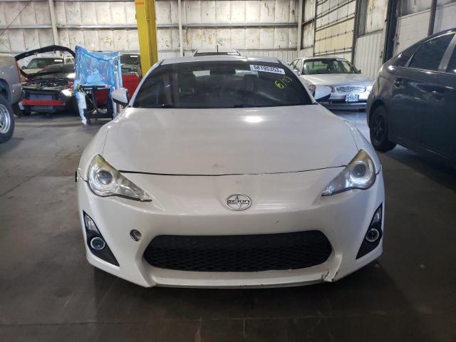 JF1ZNAA13D2723105 - 2013 TOYOTA SCION FR-S WHITE photo 5