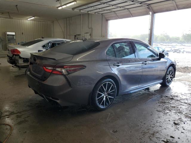 4T1G11AK9PU823526 - 2023 TOYOTA CAMRY SE NIGHT SHADE GRAY photo 3