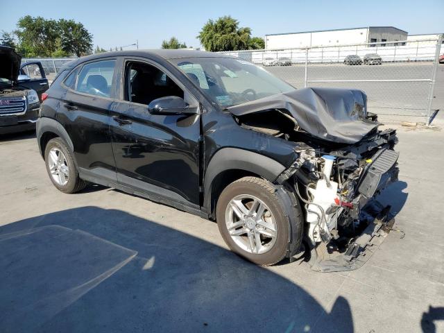 KM8K12AA3LU472050 - 2020 HYUNDAI KONA SE BLACK photo 4