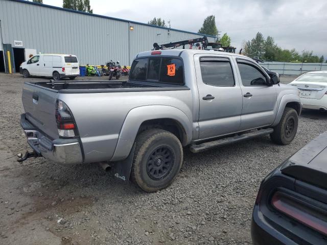 3TMLU4EN8FM166494 - 2015 TOYOTA TACOMA DOUBLE CAB Gümüş foto 3