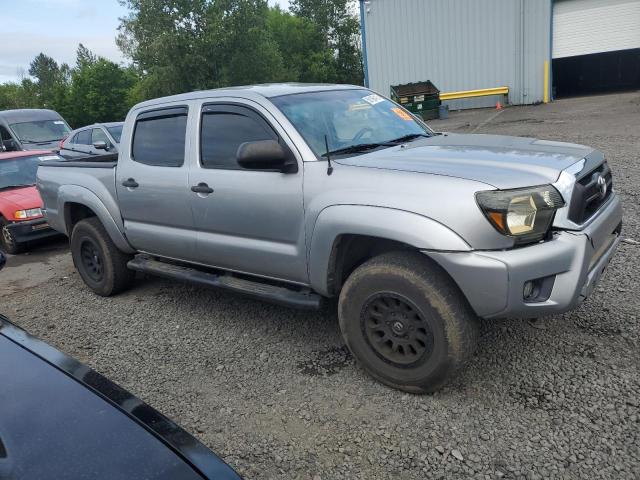 3TMLU4EN8FM166494 - 2015 TOYOTA TACOMA DOUBLE CAB Gümüş foto 4