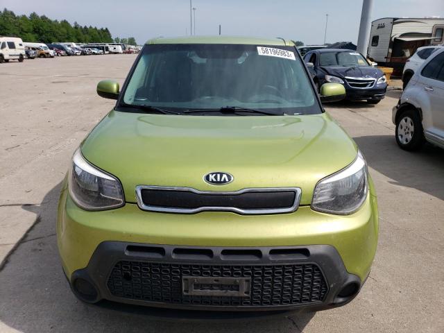 KNDJN2A21G7838492 - 2016 KIA SOUL GREEN photo 5