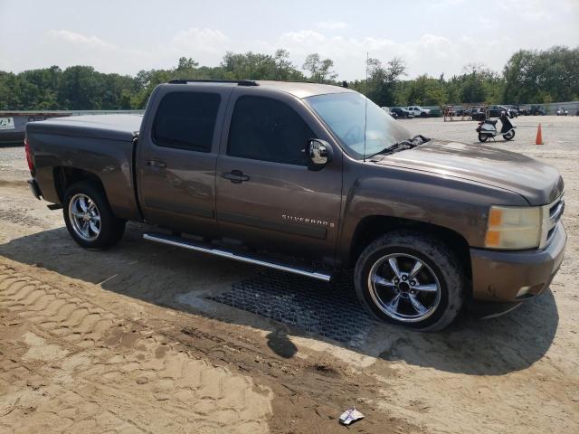 2GCEC13J671686244 - 2007 CHEVROLET SILVERADO C1500 CREW CAB TAN photo 4