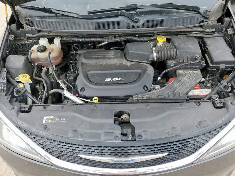 2C4RC1BG7JR256822 - 2018 CHRYSLER PACIFICA TOURING L GRAY photo 12