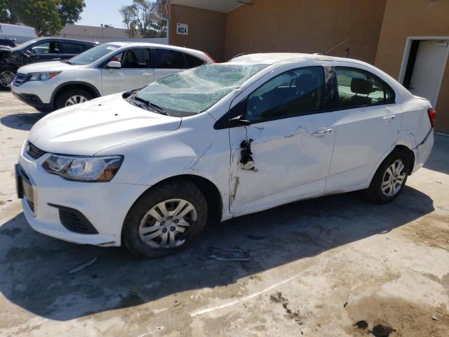 1G1JB5SGXH4103770 - 2017 CHEVROLET SONIC LS WHITE photo 1