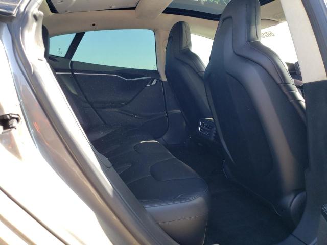 5YJSA1E26GF135372 - 2016 TESLA MODEL S ნაცრისფერი ფოტო 10
