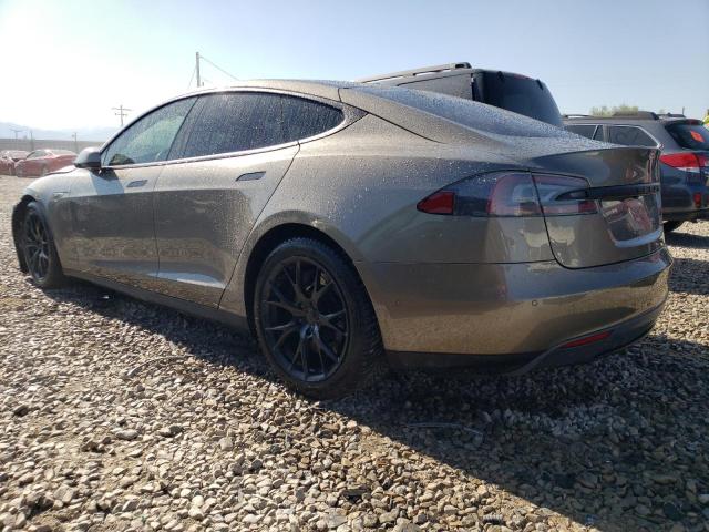 5YJSA1E26GF135372 - 2016 TESLA MODEL S ნაცრისფერი ფოტო 2