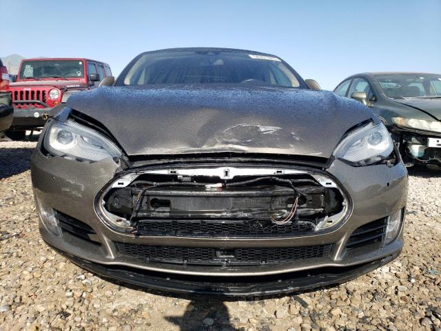 5YJSA1E26GF135372 - 2016 TESLA MODEL S ნაცრისფერი ფოტო 5