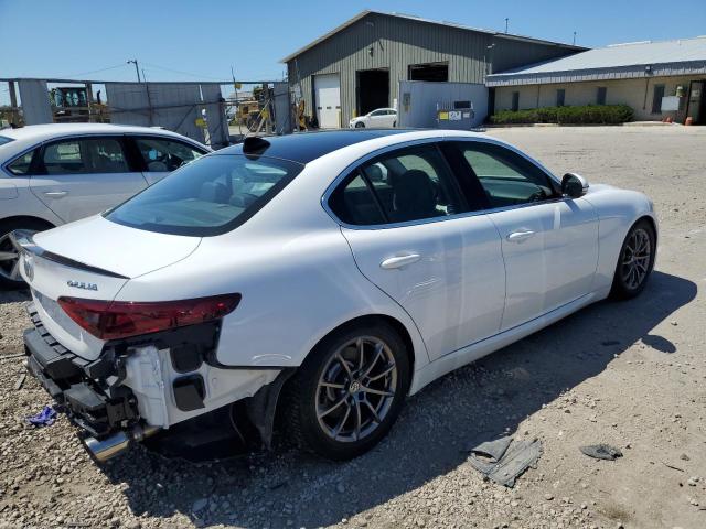 ZARFAEDN2J7567285 - 2018 ALFA ROMEO GIULIA Q4 WHITE photo 3