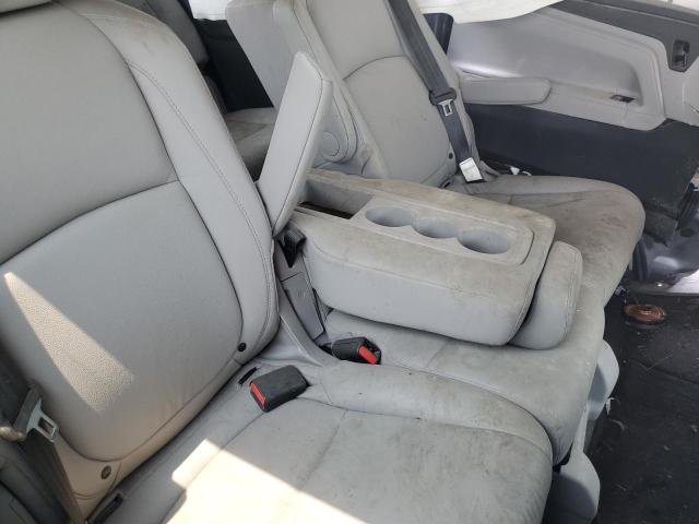 5FNRL6H98JB004885 - 2018 HONDA ODYSSEY ELITE Srebrny zdjęcie 11