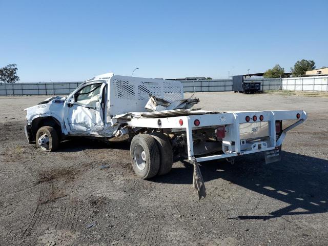 1GD38PE7XNF281972 - 2022 GMC SIERRA C3500 WHITE photo 2