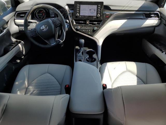 4T1G31AK1PU616056 - 2023 TOYOTA CAMRY SE NIGHT SHADE WHITE photo 8