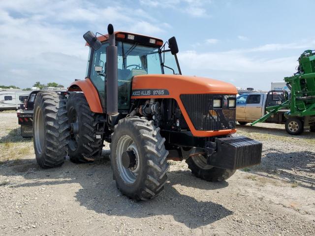 3778493M91G154X20 - 1997 AGCO TRACTOR ORANGE photo 1