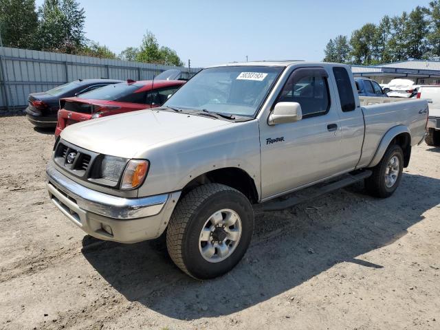 1N6ED26Y8XC340411 - 1999 NISSAN FRONTIER KING CAB XE SILVER photo 1