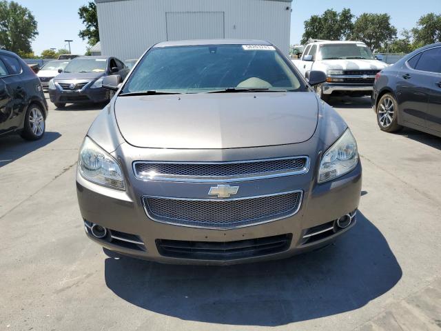 1G1ZE5E09AF134866 - 2010 CHEVROLET MALIBU LTZ ნაცრისფერი ფოტო 5