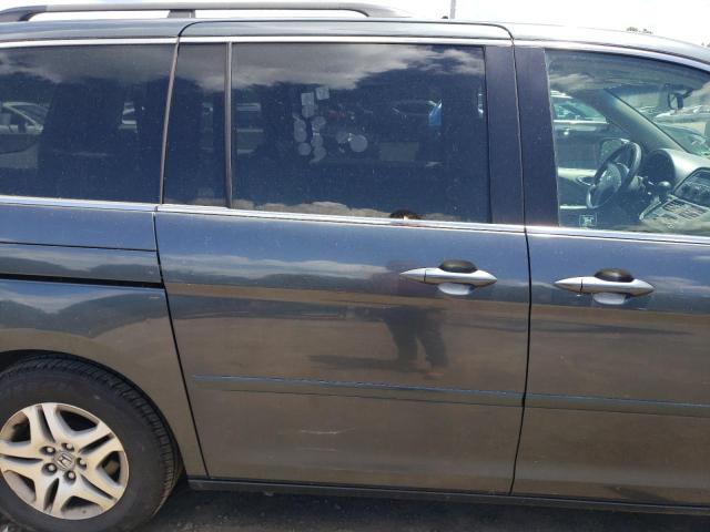 5FNRL38775B091715 - 2006 HONDA ODYSSEY EXL GRAY photo 11