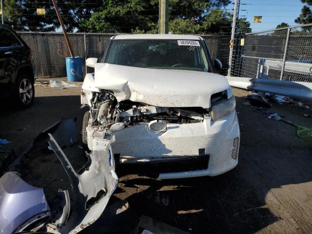 JTLZE4FE9FJ070297 - 2015 TOYOTA SCION XB 白色 照片 5